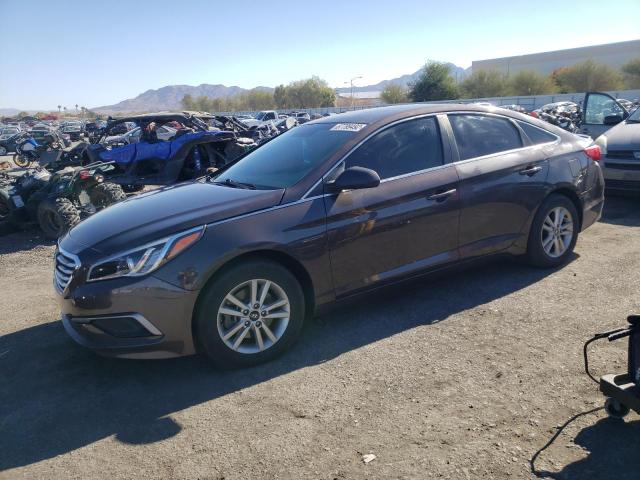 HYUNDAI SONATA SE 2017 with VIN 5NPE24AF7HH578735 - Photo from auction