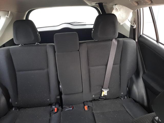 Photo 10 from auction – 2018 TOYOTA RAV4 LE with VIN JTMZFREV7JJ724908