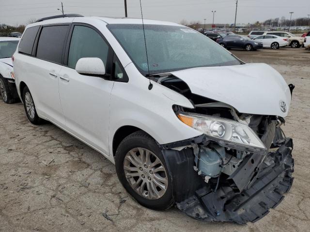 Photo 4 from auction – 2012 TOYOTA SIENNA XLE with VIN 5TDYK3DC5CS279885