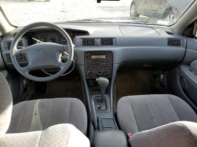 Photo 8 from auction – 2001 TOYOTA CAMRY CE with VIN 4T1BG22K01U057013