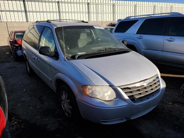 Photo 4 from auction – 2005 CHRYSLER TOWN & COU with VIN 2C4GP54L15R241283
