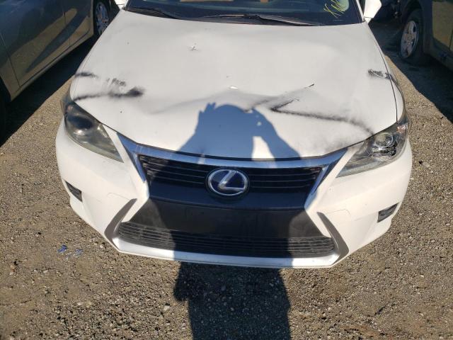 Photo 9 from auction – 2014 LEXUS CT 200 with VIN JTHKD5BH3E2186317