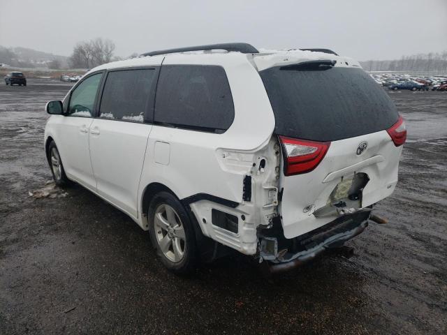 Photo 2 from auction – 2015 TOYOTA SIENNA LE with VIN 5TDKK3DC2FS677341