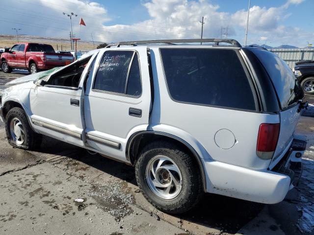 Photo 2 from auction – 2000 CHEVROLET BLAZER with VIN 1GNDT13W5Y2164723