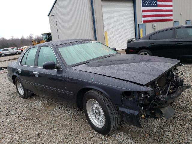 Photo 4 from auction – 2000 FORD CROWN VICT with VIN 2FAFP74W0YX136001