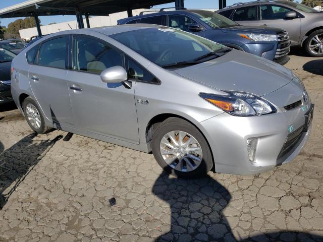 Photo 4 from auction – 2015 TOYOTA PRIUS PLUG with VIN JTDKN3DP2F3068262