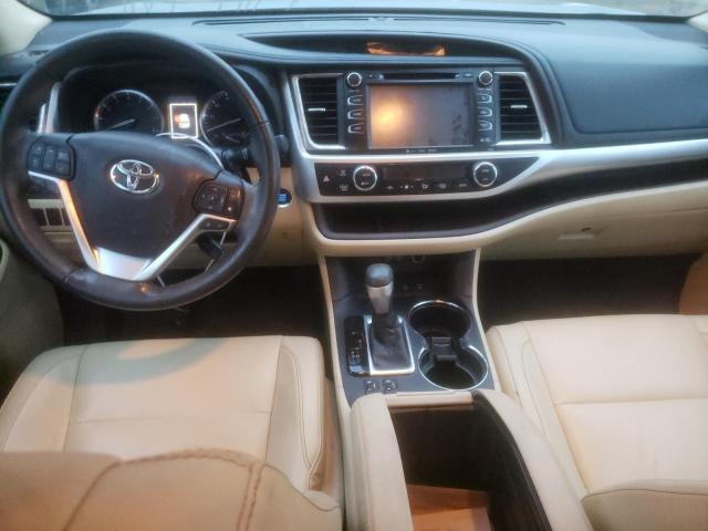 Photo 8 from auction – 2018 TOYOTA HIGHLANDER with VIN 5TDJZRFH5JS914268