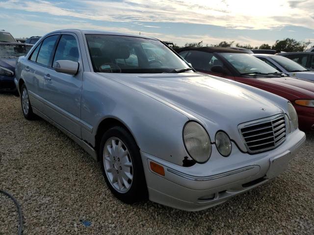 Photo 4 from auction – 2000 MERCEDES-BENZ E 320 with VIN WDBJF65J4YB101533