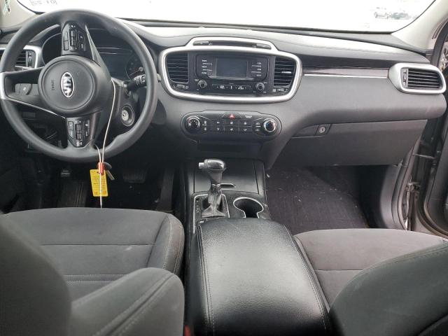 Photo 8 from auction – 2016 KIA SORENTO LX with VIN 5XYPG4A32GG155941