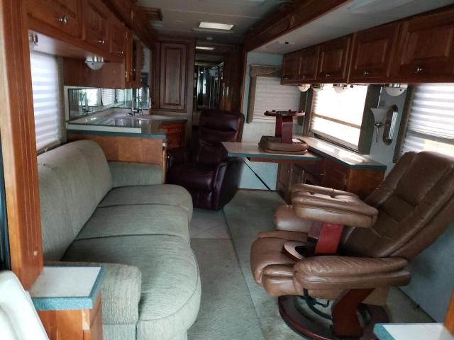 Photo 6 from auction – 2004 ROADMASTER RAIL MTRHM with VIN 1RF42464442028142
