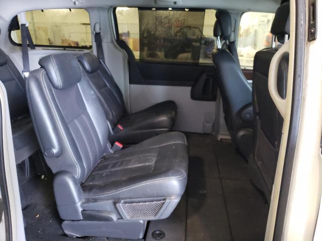Photo 11 from auction – 2010 CHRYSLER TOWN & COU with VIN 2A4RR8DX3AR366703
