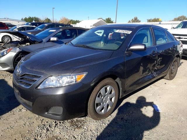 TOYOTA CAMRY BASE 2011 مع رقم تعريف المركبة 4T1BF3EK2BU627003 - صورة من المزاد