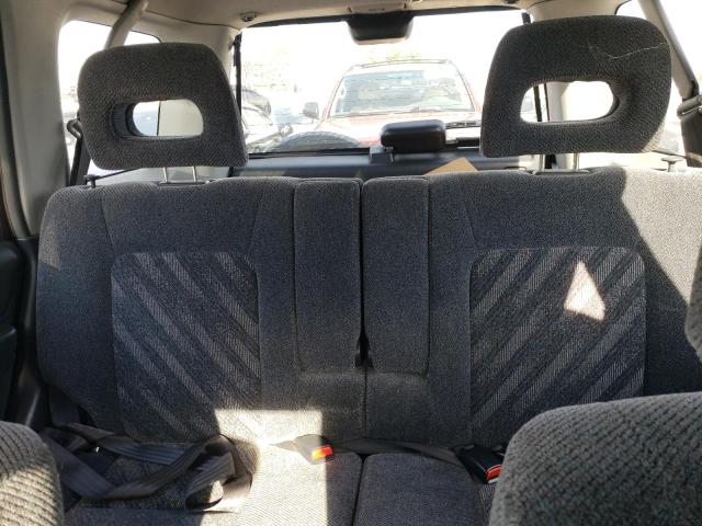 Photo 10 from auction – 2001 HONDA CR-V LX with VIN JHLRD18441C038181