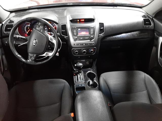 Photo 8 from auction – 2015 KIA SORENTO LX with VIN 5XYKTDA64FG603790