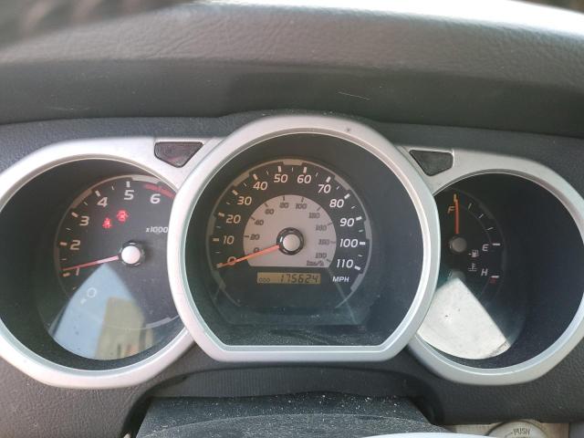 Photo 9 from auction – 2004 TOYOTA 4RUNNER SR with VIN JTEZU14R048014235