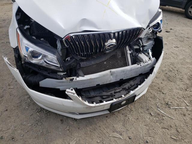 Photo 12 from auction – 2016 BUICK LACROSSE with VIN 1G4GB5G30GF115559