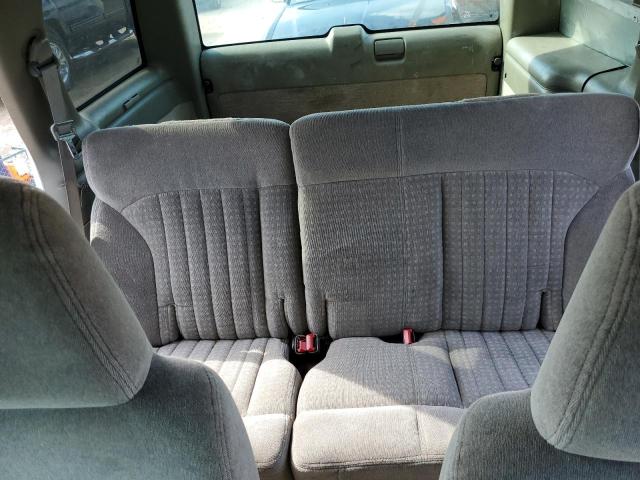 Photo 10 from auction – 1998 CHEVROLET BLAZER with VIN 1GNCS13W4WK236958