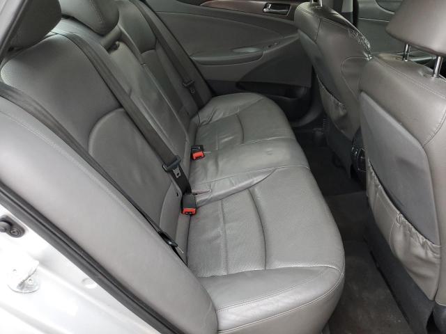 Photo 10 from auction – 2012 HYUNDAI SONATA HYB with VIN KMHEC4A44CA039092