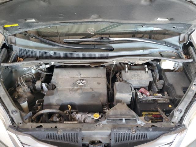 Photo 12 from auction – 2013 TOYOTA SIENNA XLE with VIN 5TDYK3DC6DS379835