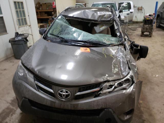 Photo 5 from auction – 2013 TOYOTA RAV4 LE with VIN JTMBFREV4DD002073