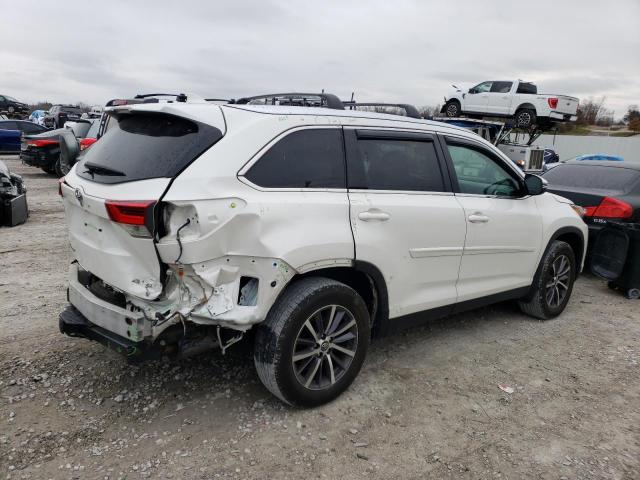 Photo 3 from auction – 2019 TOYOTA HIGHLANDER with VIN 5TDJZRFH7KS573733