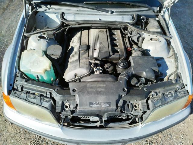 Photo 11 from auction – 1999 BMW 323 I AUTO with VIN WBAAM3339XCA84540
