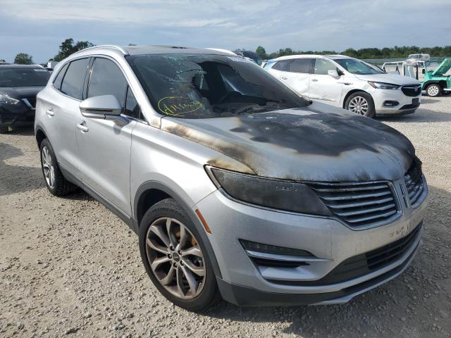 Photo 4 from auction – 2016 LINCOLN MKC SELECT with VIN 5LMCJ2C98GUJ26876