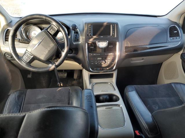 Photo 8 from auction – 2014 CHRYSLER TOWN & COU with VIN 2C4RC1CG1ER225327