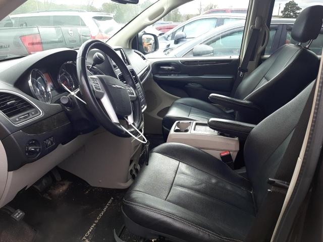 Photo 7 from auction – 2016 CHRYSLER TOWN & COU with VIN 2C4RC1BG8GR213373