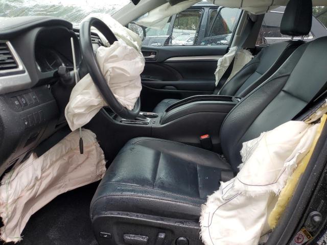 Photo 7 from auction – 2018 TOYOTA HIGHLANDER with VIN 5TDKZRFH5JS273613