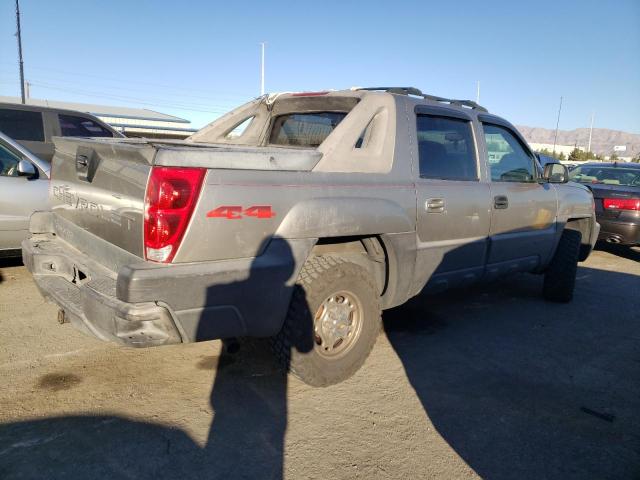 Photo 3 from auction – 2003 CHEVROLET AVALANCHE with VIN 3GNGK23G83G116552