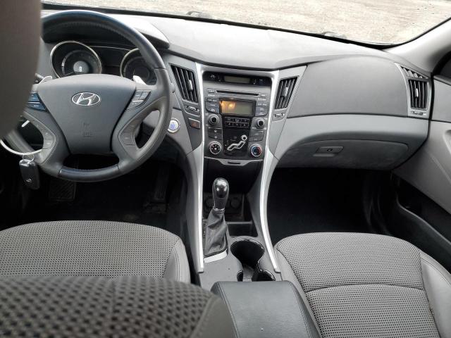 Photo 8 from auction – 2012 HYUNDAI SONATA SE with VIN 5NPEC4AC1CH350421