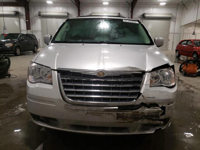 Photo 5 from auction – 2008 CHRYSLER TOWN & COU with VIN 2A8HR54P38R693380