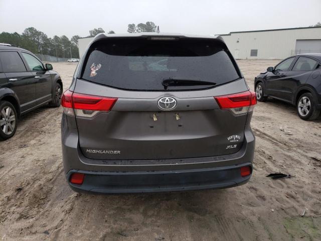 Photo 6 from auction – 2019 TOYOTA HIGHLANDER with VIN 5TDKZRFH2KS333266