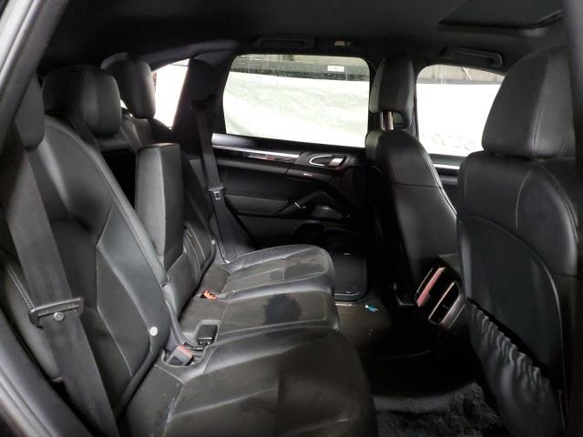 Photo 10 from auction – 2012 PORSCHE CAYENNE S with VIN WP1AB2A21CLA42818