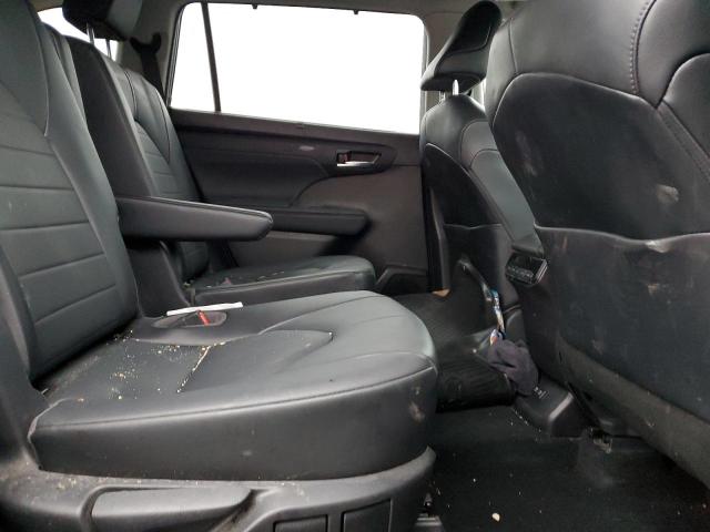 Фото 11 с аукциона – 2021 TOYOTA HIGHLANDER с VIN 5TDHBRCH2MS529374