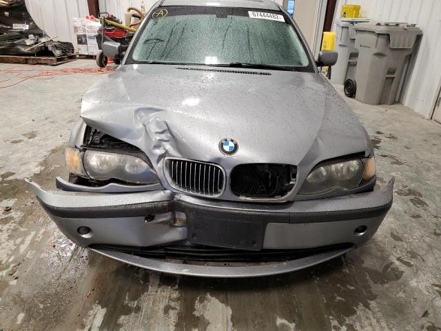 Photo 11 from auction – 2004 BMW 325 I with VIN WBAEV33494KR35645