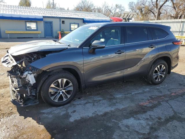 TOYOTA HIGHLANDER 2021 with VIN 5TDGZRBH2MS558401 - Photo from auction