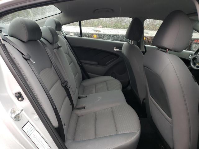 Photo 10 from auction – 2017 KIA FORTE LX with VIN 3KPFL4A76HE067564