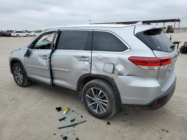 Photo 2 from auction – 2019 TOYOTA HIGHLANDER with VIN 5TDKZRFH6KS570102