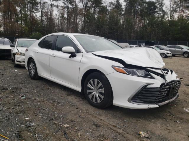 Photo 4 from auction – 2022 TOYOTA CAMRY LE with VIN 4T1C31AK6NU577251