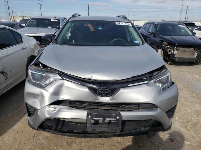 Photo 5 from auction – 2018 TOYOTA RAV4 LE with VIN 2T3ZFREV3JW463035