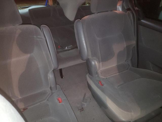 Photo 11 from auction – 2004 TOYOTA SIENNA CE with VIN 5TDZA23C24S173155