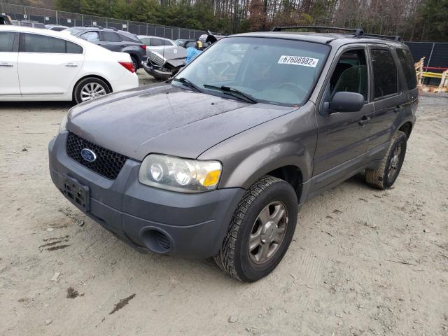 FORD ESCAPE XLS 2005 with VIN 1FMCU02Z15KC94142 - Photo from auction