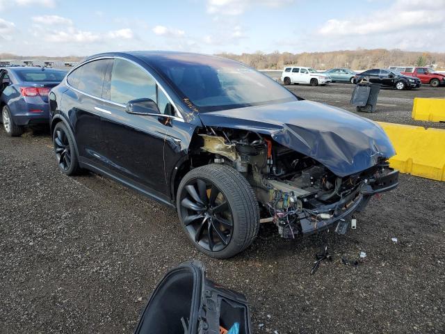 Photo 4 from auction – 2018 TESLA MODEL X with VIN 5YJXCDE28JF099953