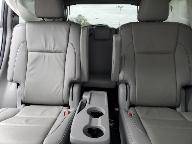 Photo 10 from auction – 2019 TOYOTA HIGHLANDER with VIN 5TDKZRFH6KS570102