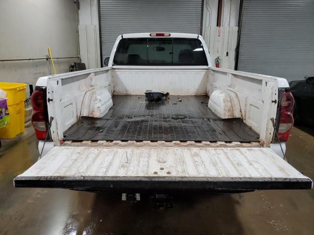 Photo 10 from auction – 2004 CHEVROLET SILVERADO with VIN 1GCEC14X74Z176958