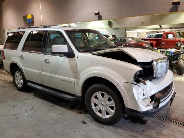Photo 4 from auction – 2005 LINCOLN NAVIGATOR with VIN 5LMFU27535LJ09000