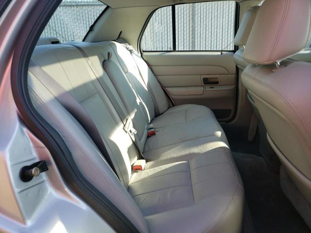 Photo 10 from auction – 2005 FORD CROWN VICT with VIN 2FDFP74W55X108371