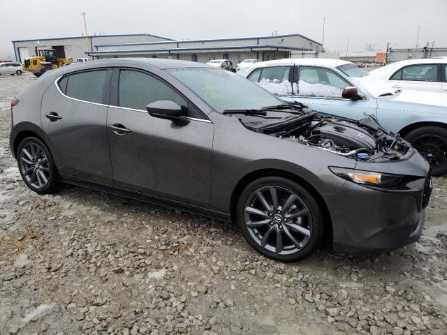 Photo 4 from auction – 2019 MAZDA 3 with VIN JM1BPAJM8K1142315